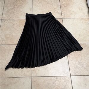 Zara Satin Assymetrycal Black Pleated Skirt